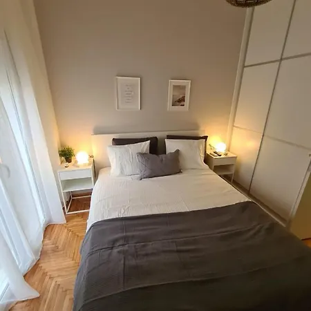 Tharipou Deluxe By Arishi Apartamento